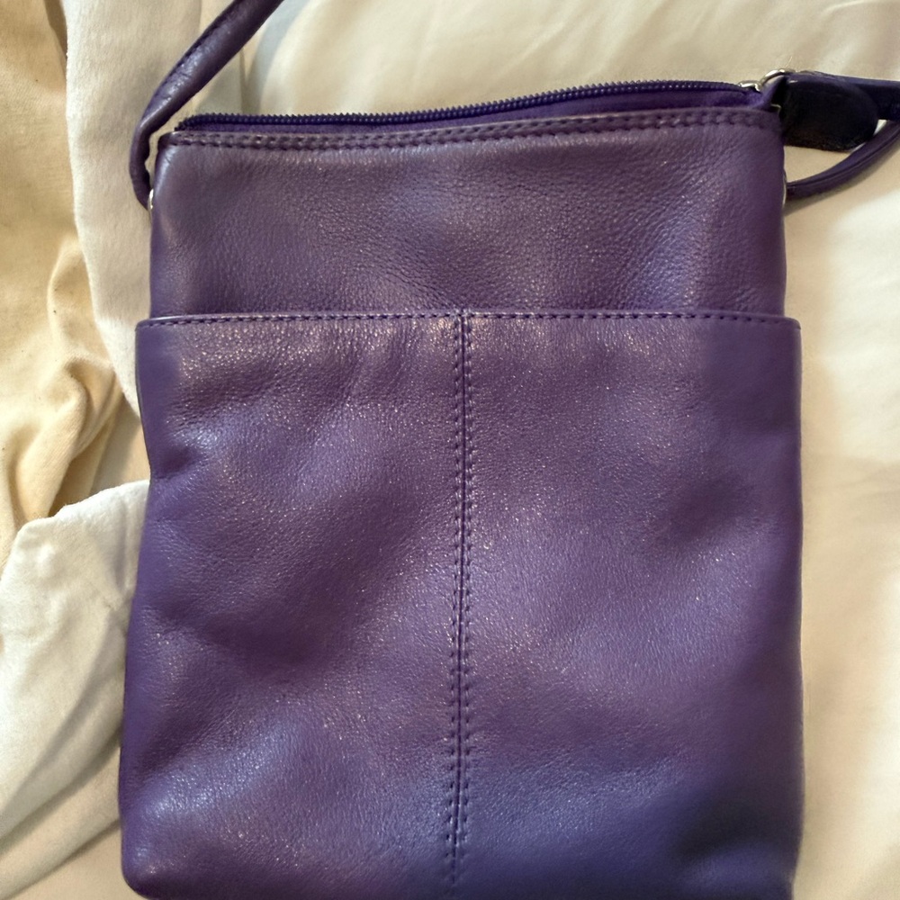 Elegant Purple Leather Crossbody Bag